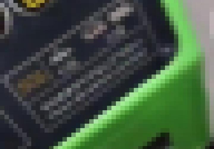 M2i9eEE8UqJTGDqr
