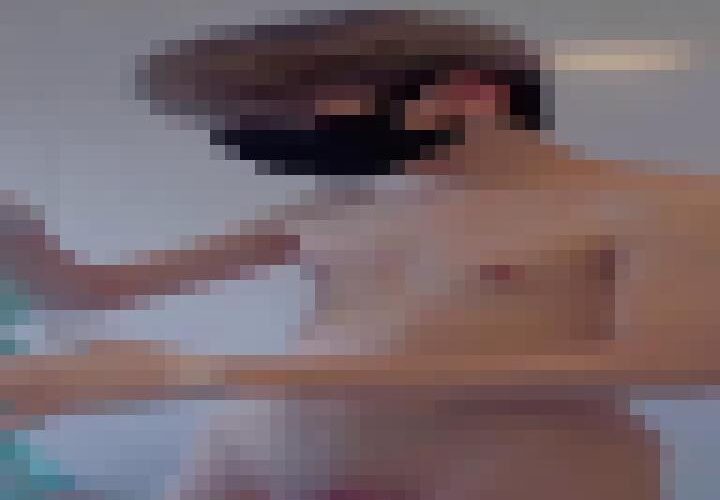 VbD8uhgcUgWJ_bZ4