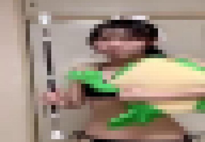 olKRc-VcorqT8K-B