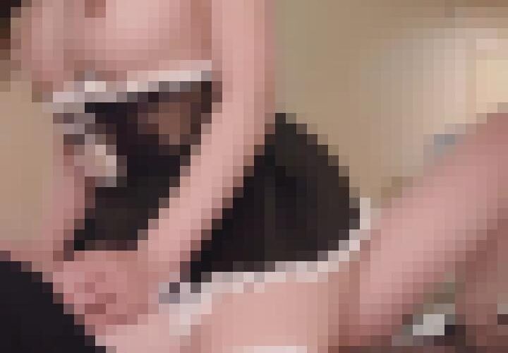 r0Q2V5vgyWaYr596
